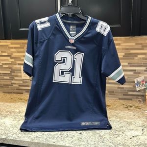 Boys Dallas Cowboys Elliot Jersey size large
